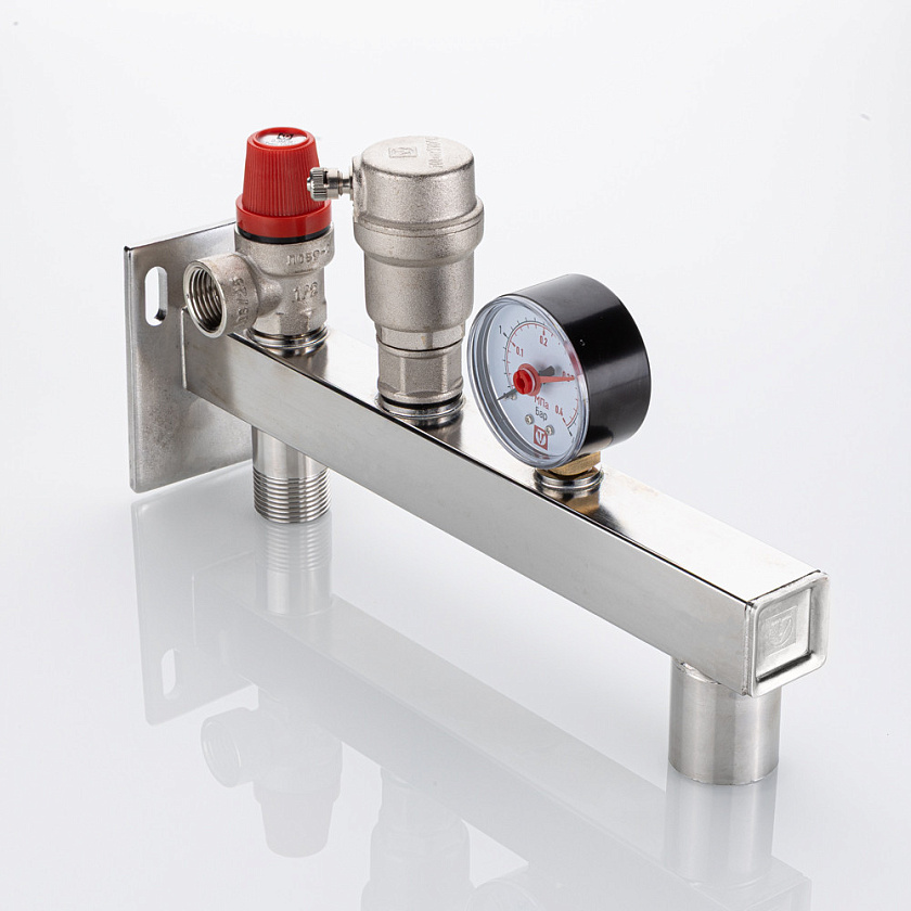 Группа без. расширительного бака из нержавеющей стали консольная   