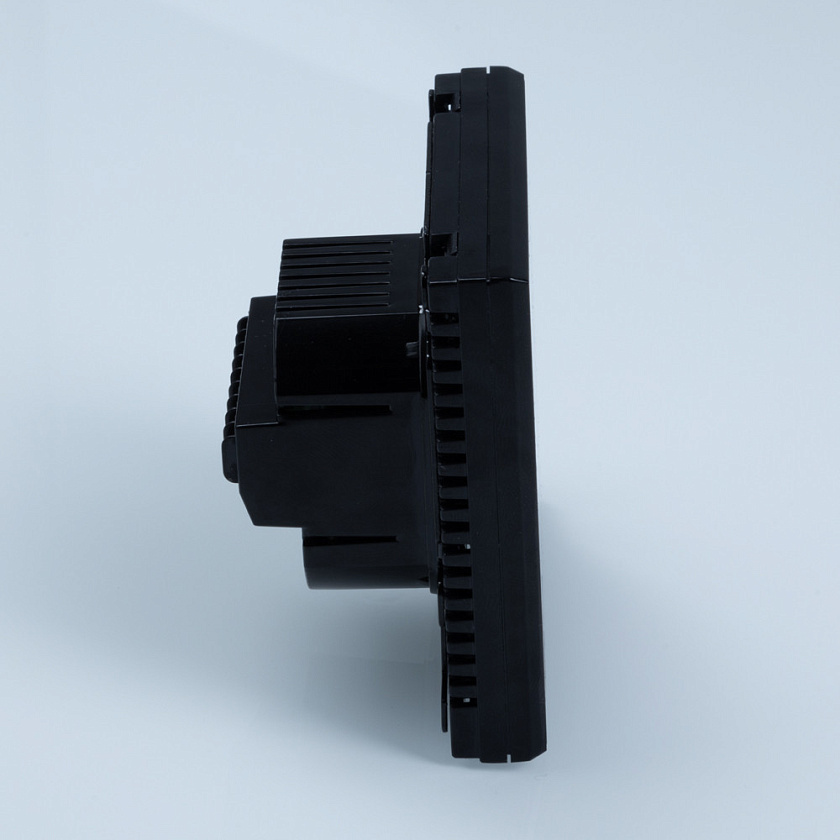 Комнатный двухконтурный WIFI-хронотермостат (черный)   